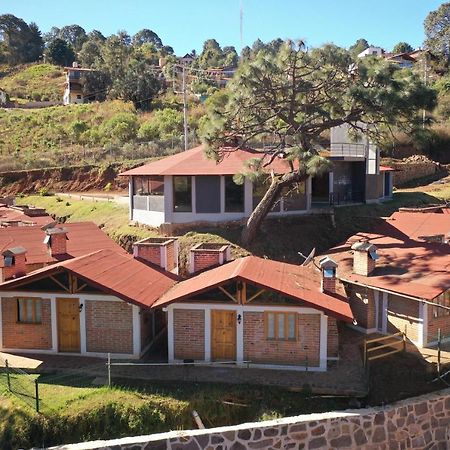 Los Pirineos 마자미틀라 외부 사진