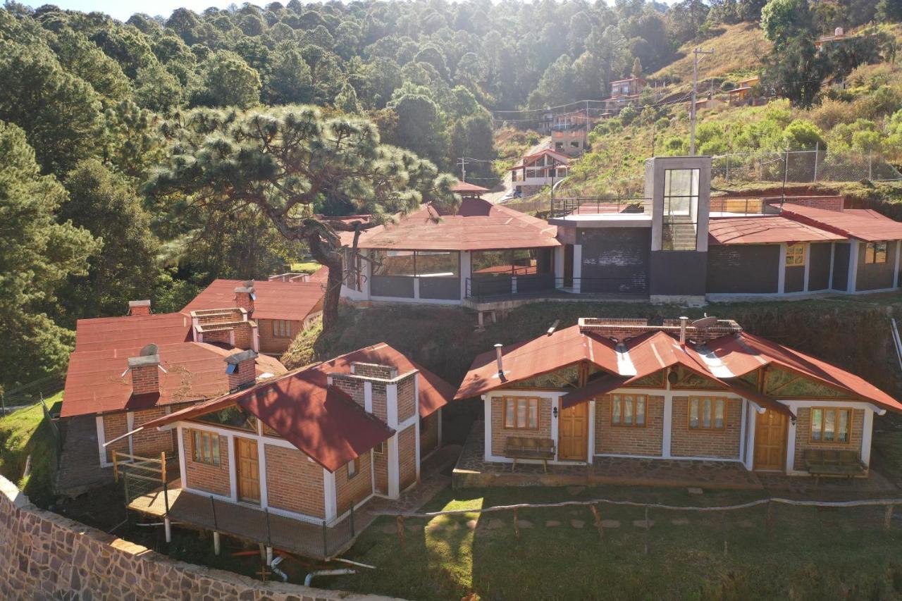 Los Pirineos 마자미틀라 외부 사진