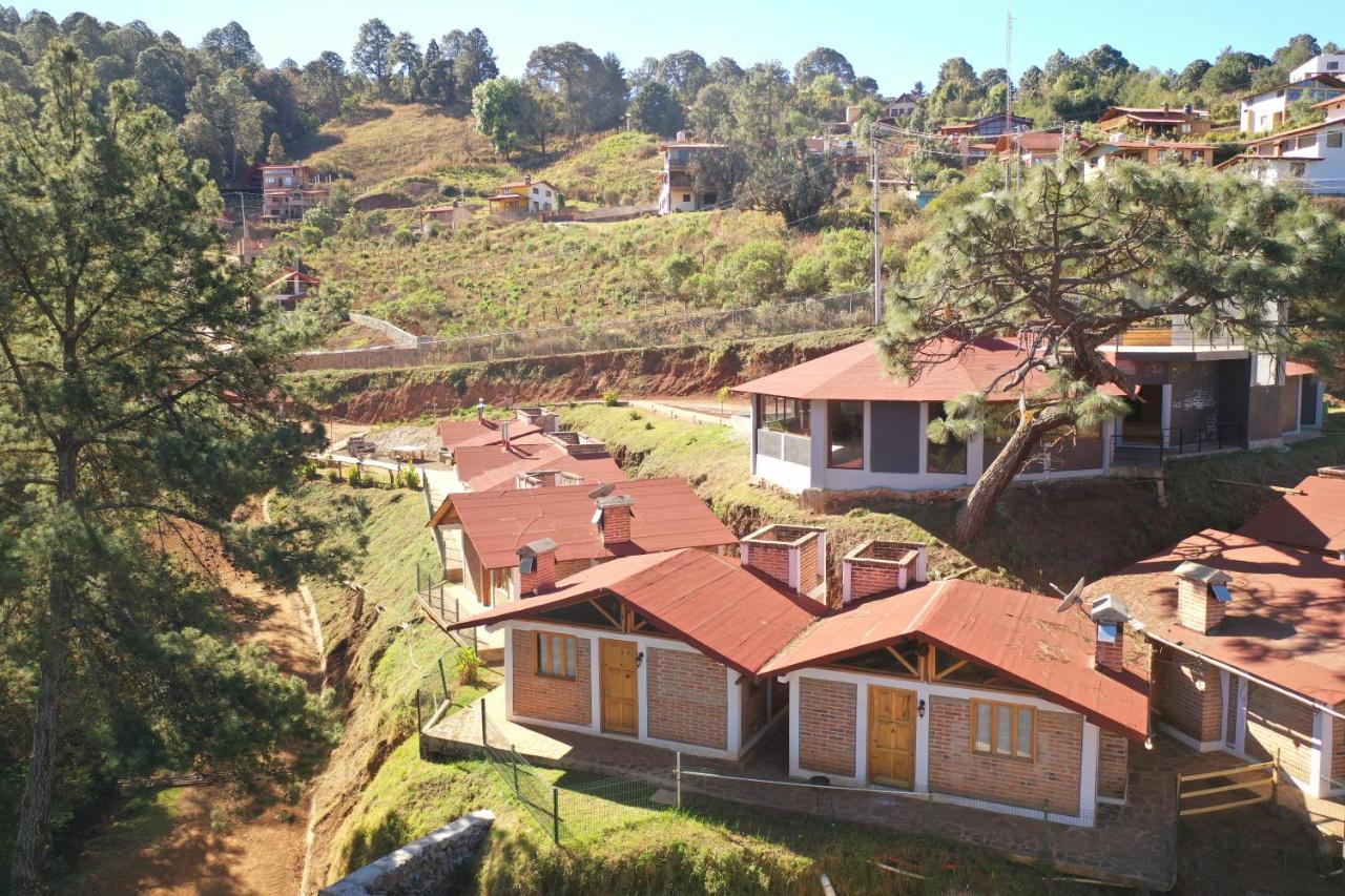 Los Pirineos 마자미틀라 외부 사진
